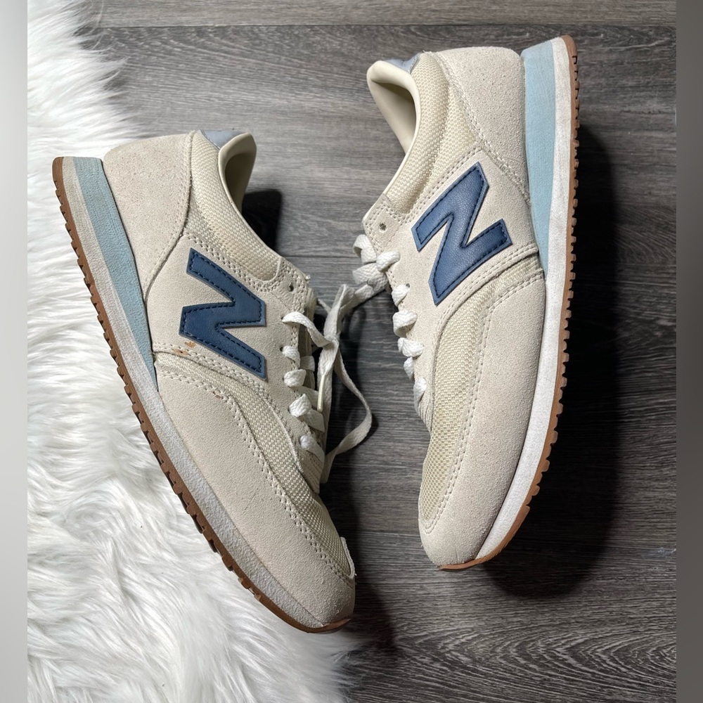 New Balance Womens Sneakers Size 8 620 V1 CW620JC1 Beige